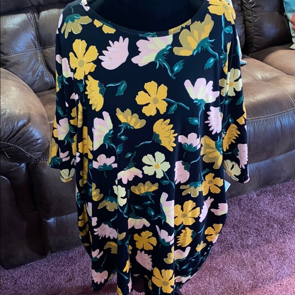 NWT Lularoe Shirt